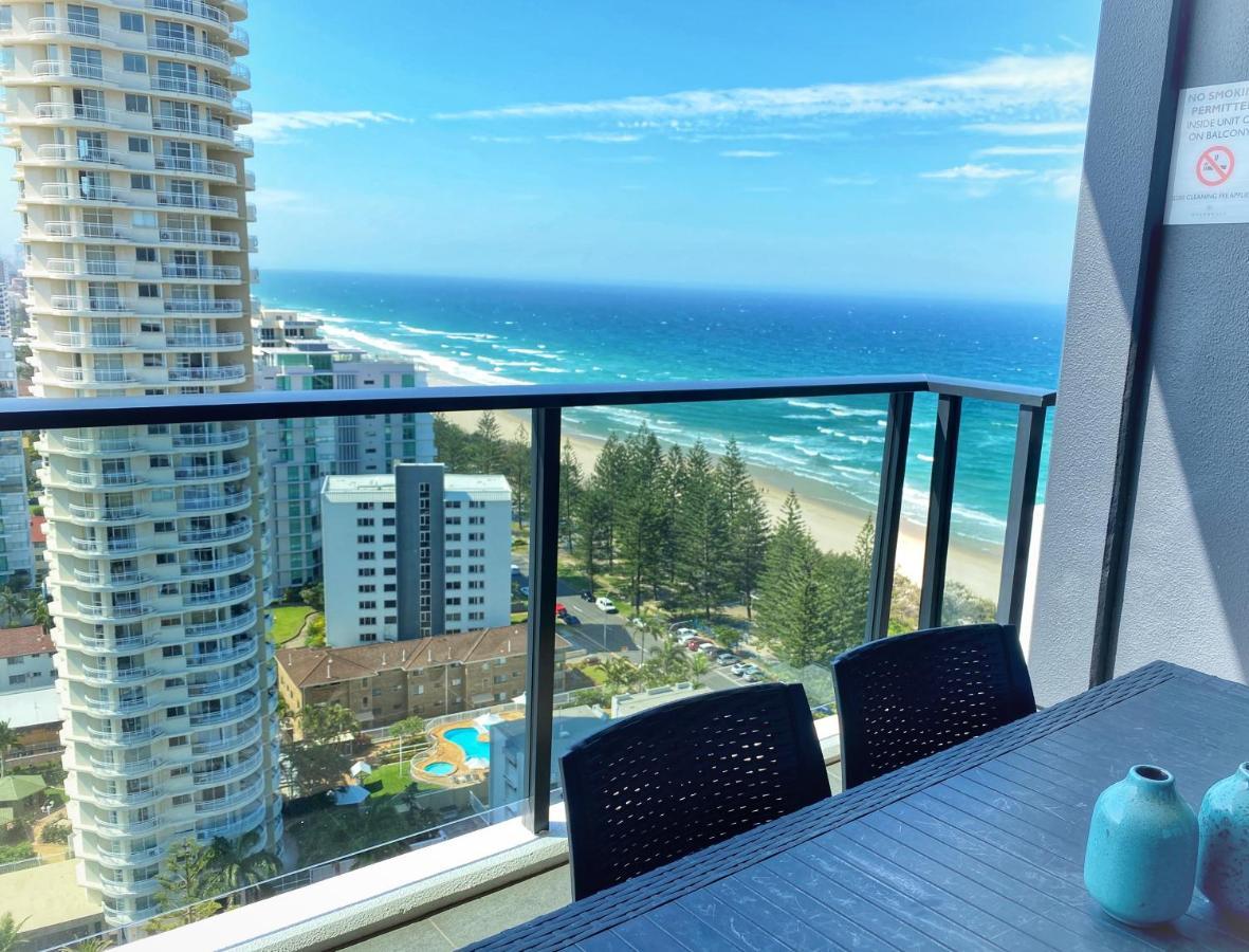 Boardwalk Burleigh Beach - Official Gold Coast Buitenkant foto